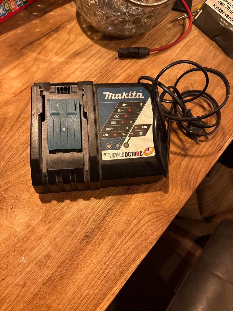 Makita DC18RC Oplader voor Li-ion/Ni-MH accu's, Ophalen, Gebruikt