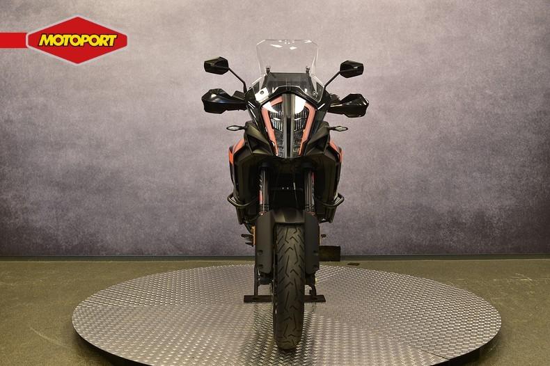 KTM 1290 SUPER ADVENTURE S (bj 2019), Motoren, Motoren | KTM, KTM Sportmotorcycle GMBH, Bedrijf, Toermotor, Stallhofnerstrasse 3
5230  Mattighofen, AT
