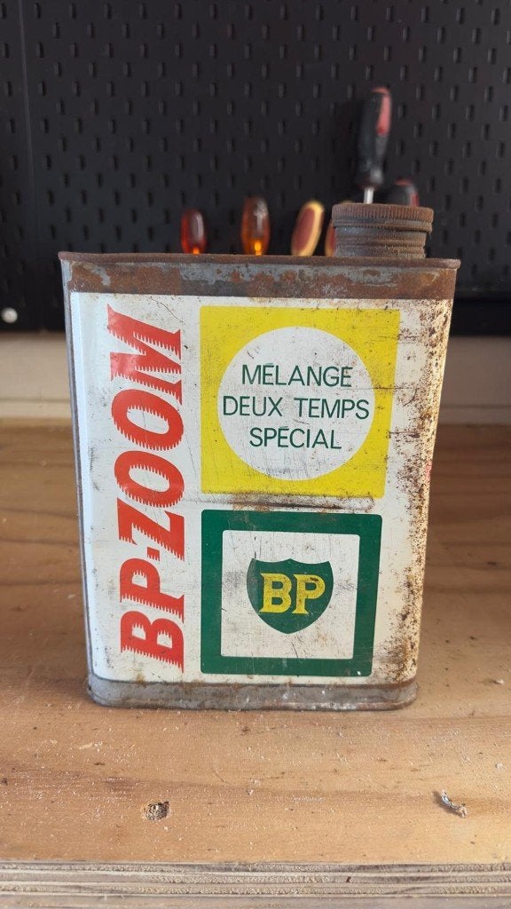 Vintage BP Zoom 2T Olieblik 2 Litres Solex, Verzamelen, Blikken, Ophalen of Verzenden, Gebruikt, Overige, Overige merken