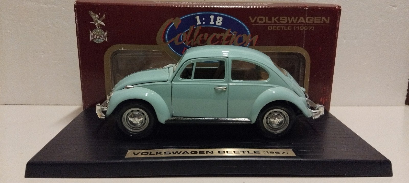 Volkswagen Kever Beetle lichtblauw Road Tough metal 1:18 KRD, Ophalen of Verzenden, Zo goed als nieuw, Auto, Overige merken