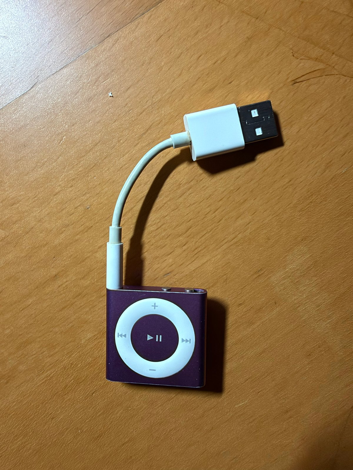 iPod Shuffle 4e generatie 2GB met laadkabel, Gebruikt, Ophalen of Verzenden, 2 tot 10 GB, Overige kleuren