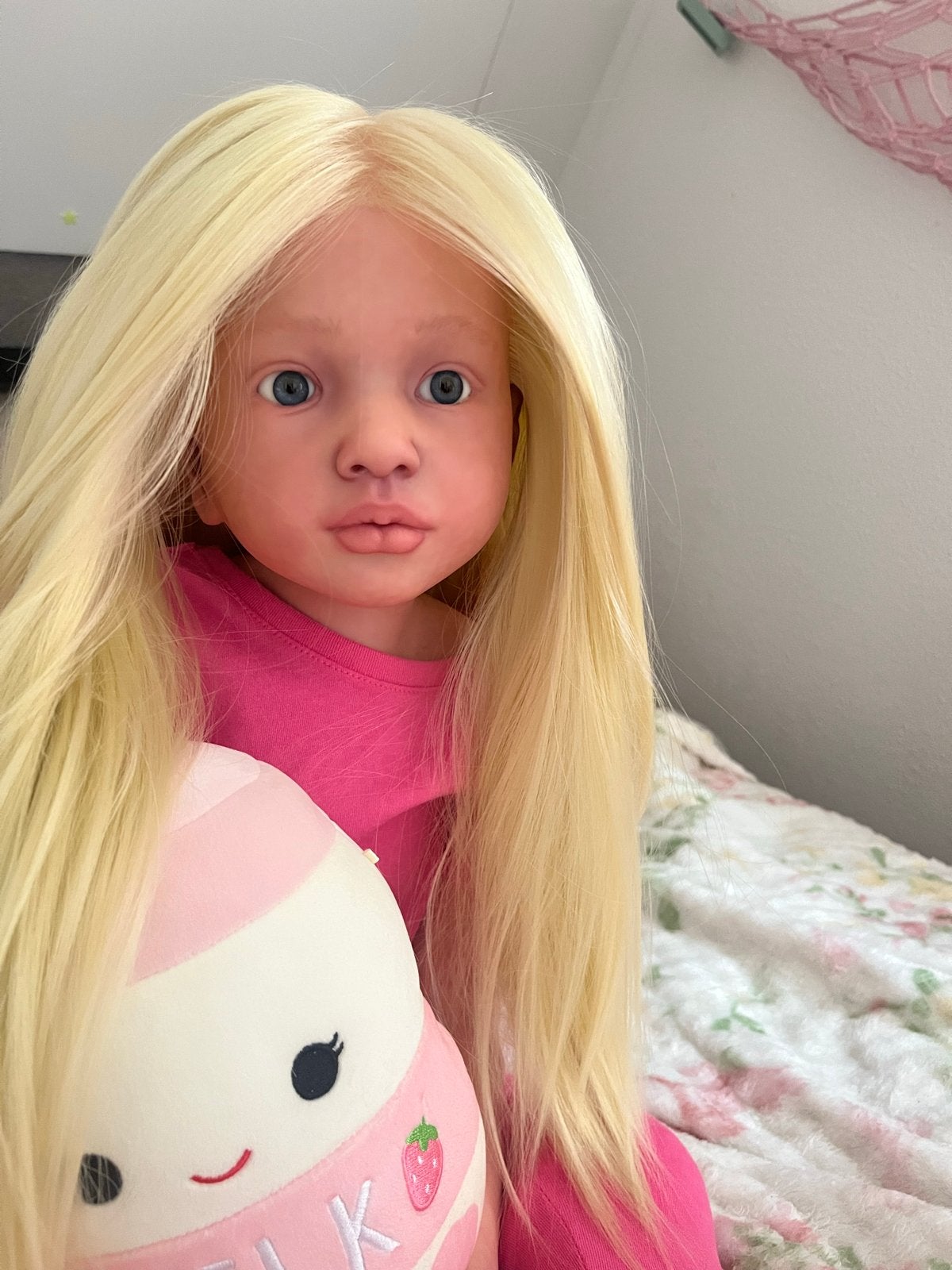Prachtige Reborn toddler Aloenka, Ophalen of Verzenden, Zo goed als nieuw, Pop, Levensecht of Reborn