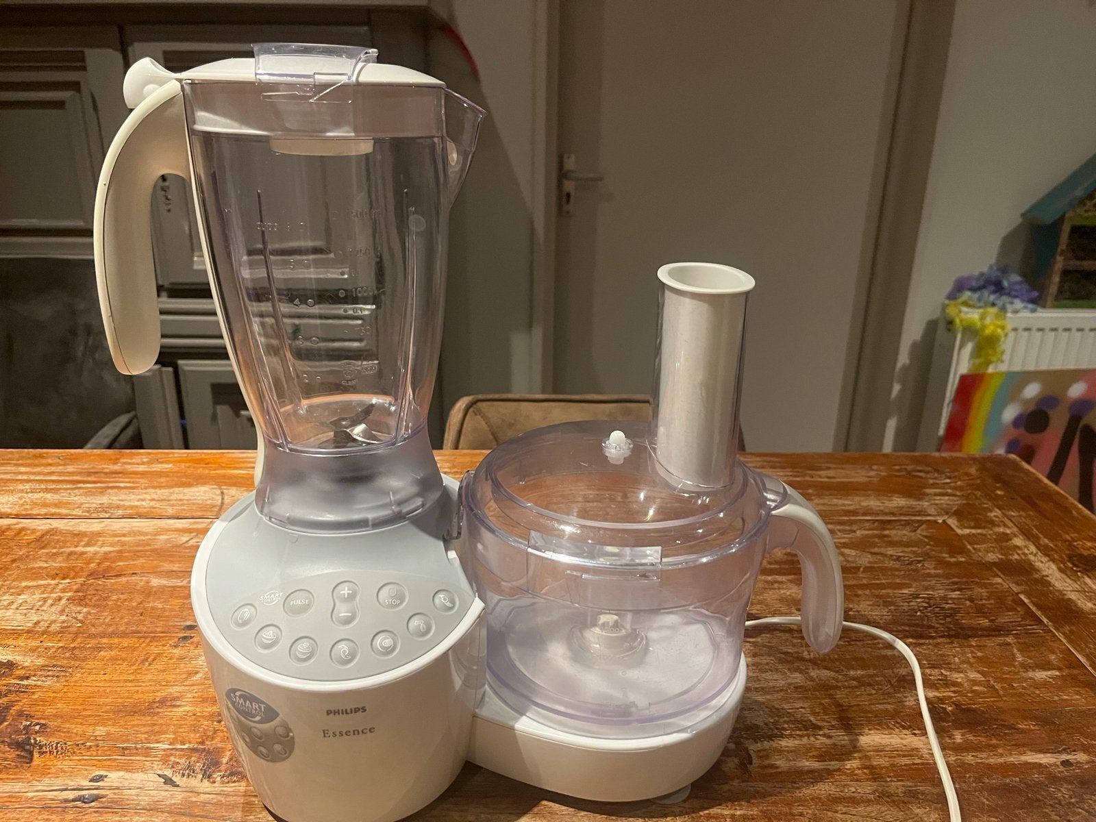 Philips Essence Foodprocessor met Blender en Accessoires, Witgoed en Apparatuur, 1 tot 2 liter, Ophalen, Gebruikt, 3 snelheden of meer