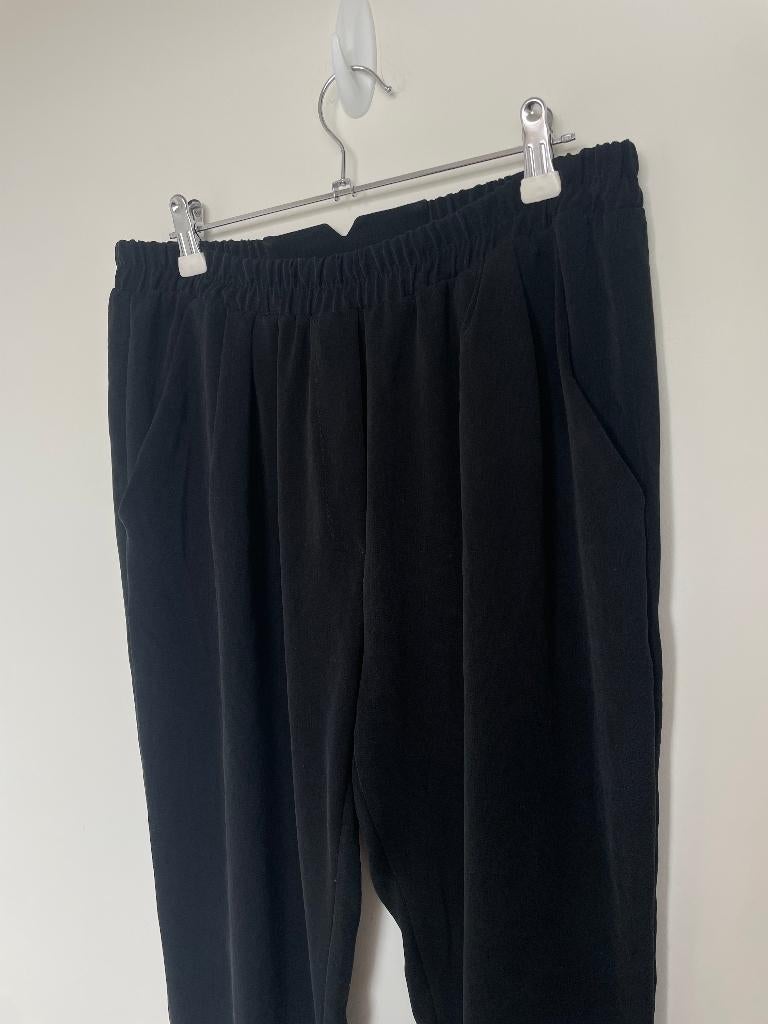 Humanoid pantalon pull on broek zwart maat M geplooid, Maat 38/40 (M), Customercare@humanoid.nl, HUMANOID Collective B.V., Humanoid