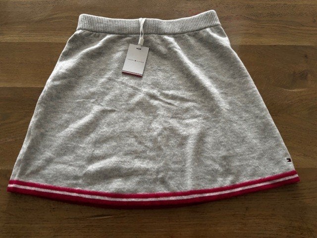 Nieuw Rokje van Tommy Hilfinger maat 16=176 (advr 133), Kinderen en Baby's, Kinderkleding | Maat 176, Meisje, Nieuw, Ophalen of Verzenden