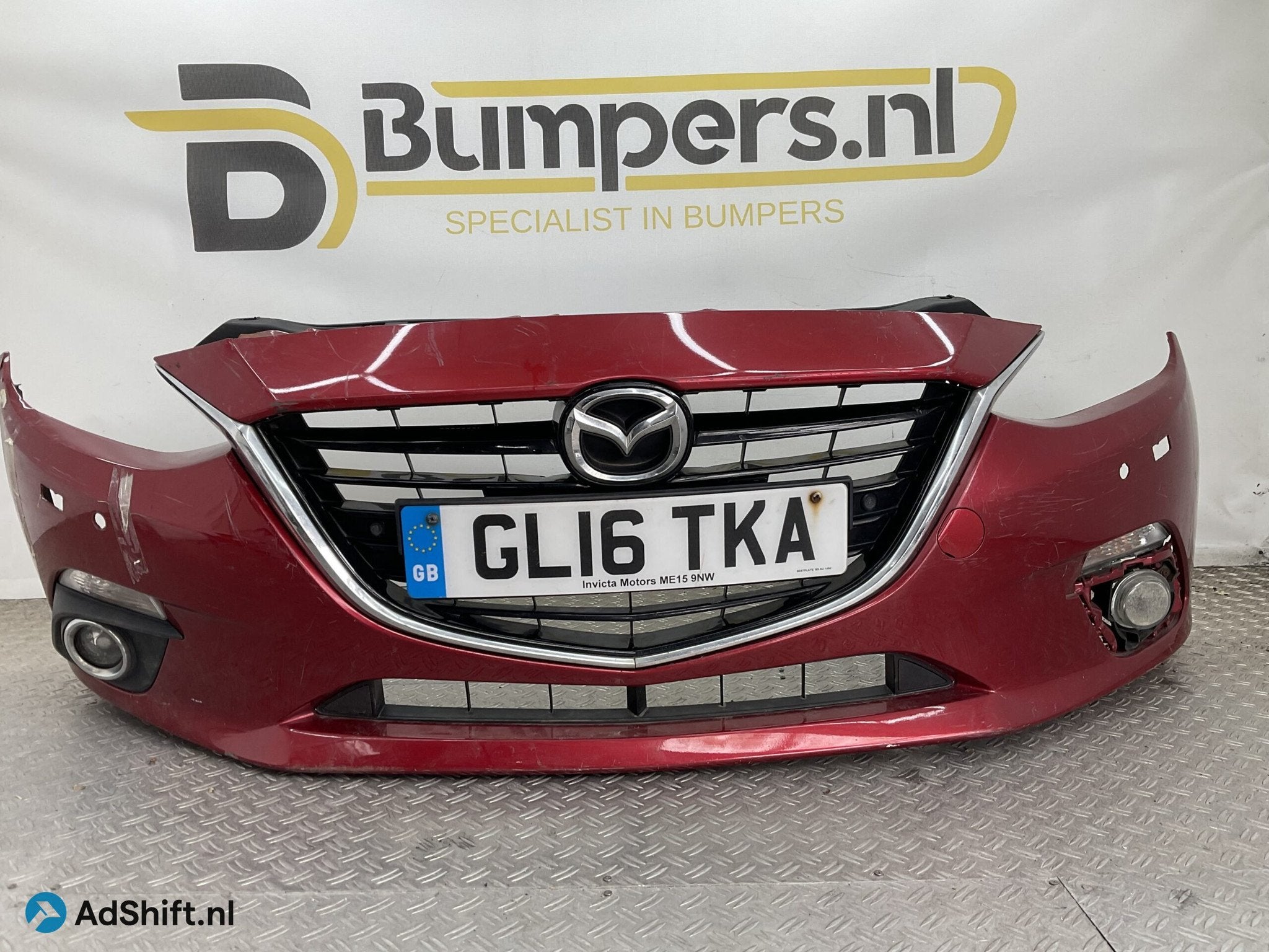 Bumper Mazda 3 BHN1-50031 2013-2018 Voorbumper B8-20171, Bumper