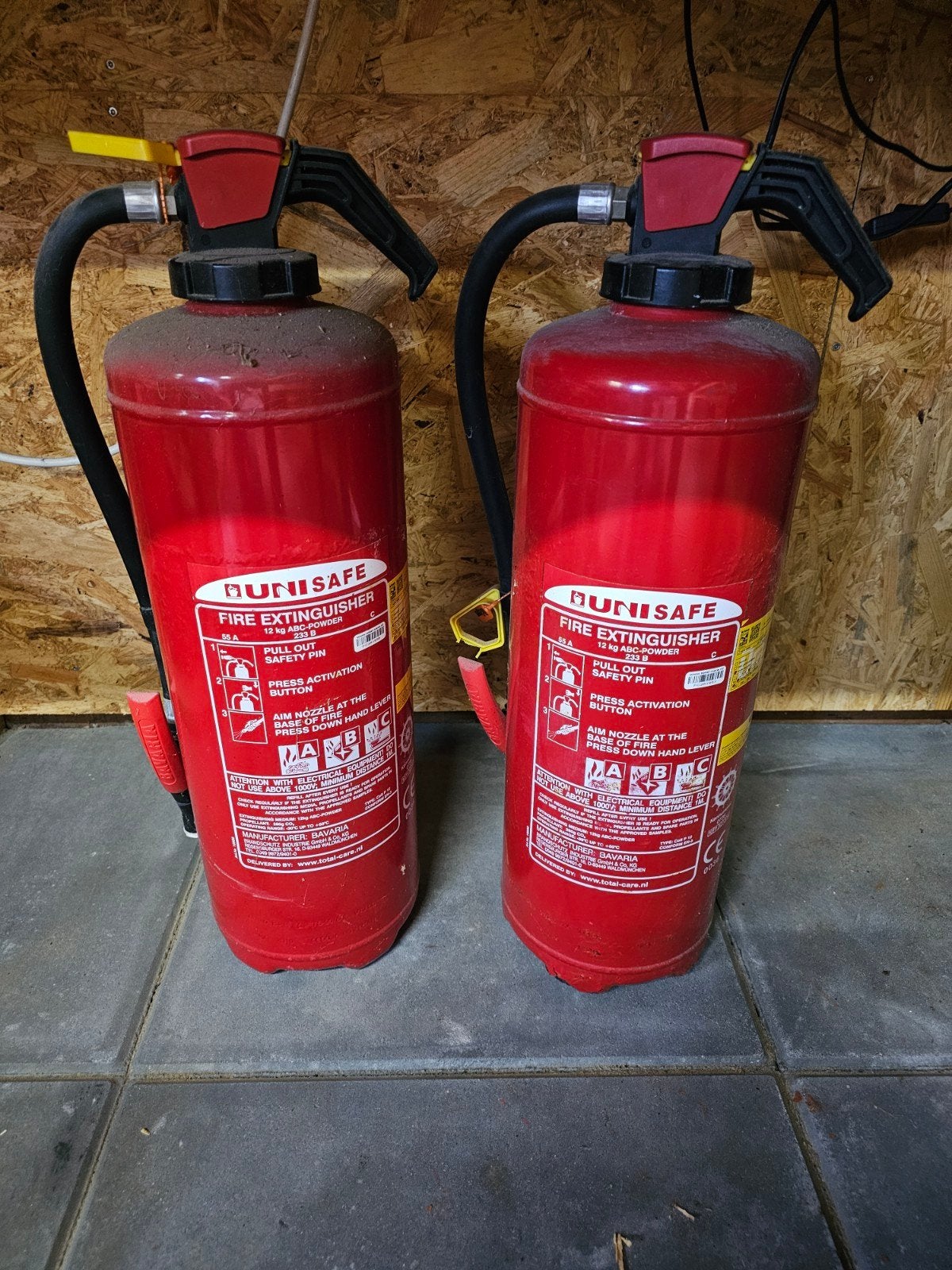 2 Brandblussers - Niet gekeurd, voor projecten, Ophalen, Gebruikt, Brandblusser
