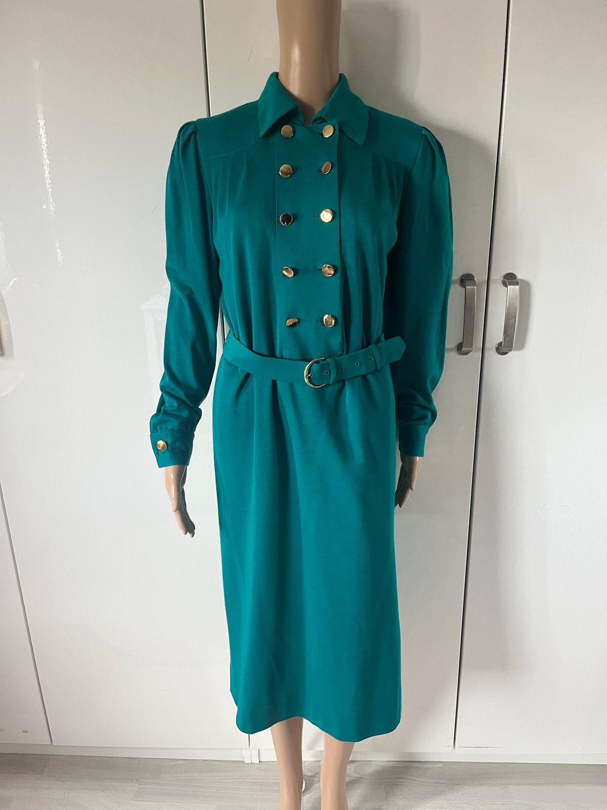 Vintage Fink Modell Jurk - Groen met Gouden Knopen, Maat 38/40 (M), Verzenden, Zo goed als nieuw, Onder de knie