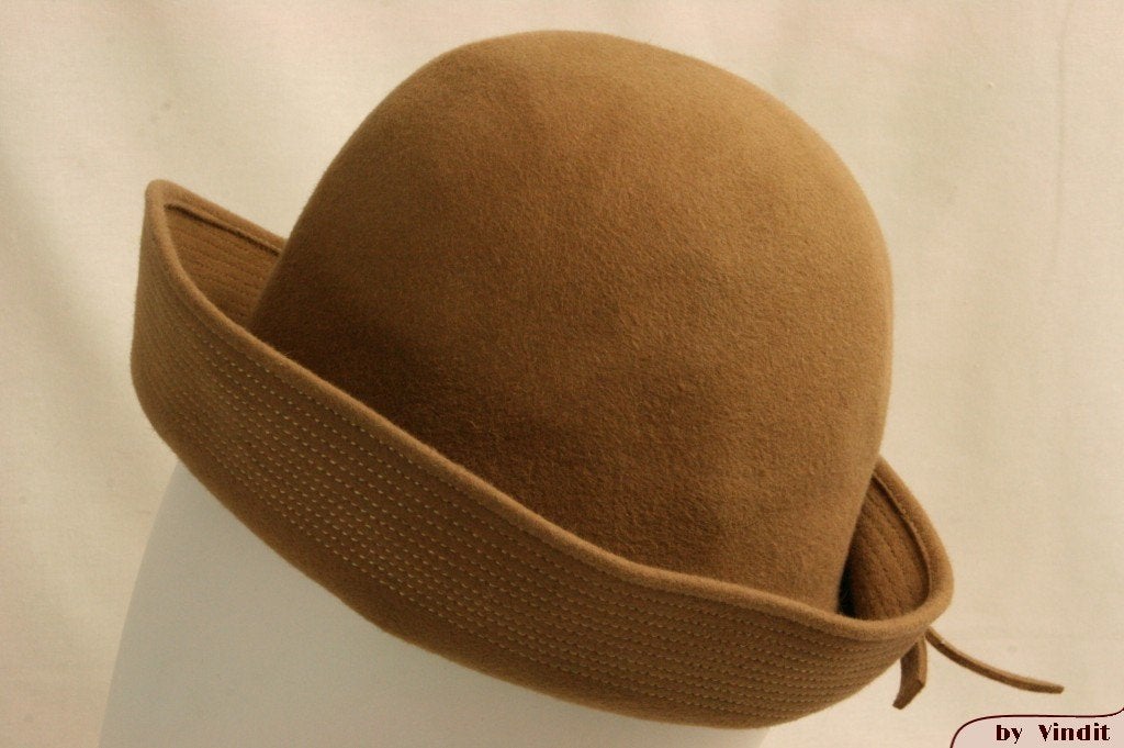 Vintage Dameshoed Dophoedje beige 55 = S tot XS, Ophalen of Verzenden, Gedragen, 55 cm (S, 6⅞ inch) of minder, Hoed