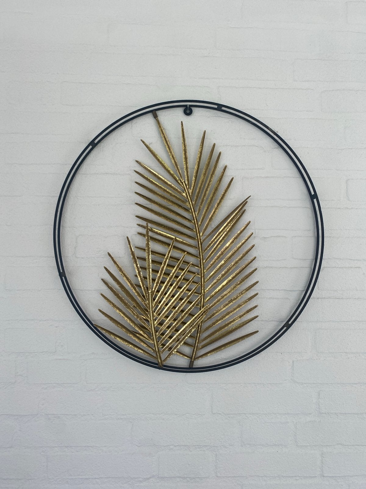 Wanddecoratie palmbladeren goudkleurig in zwarte cirkel, Metaal, Decoratieobject, Ophalen of Verzenden, Met ophangsysteem