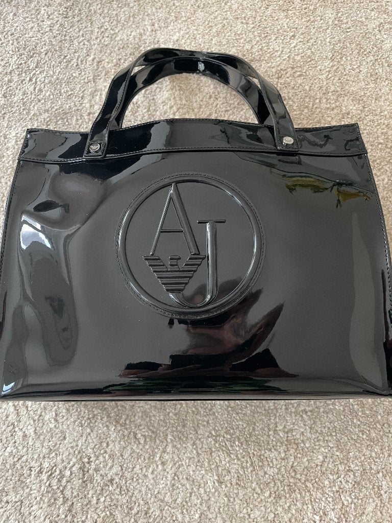 Spikplinternieuwe tas van Armani, Sieraden, Tassen en Uiterlijk, Tassen | Damestassen, Ophalen of Verzenden, Nieuw, Zwart, Handtas