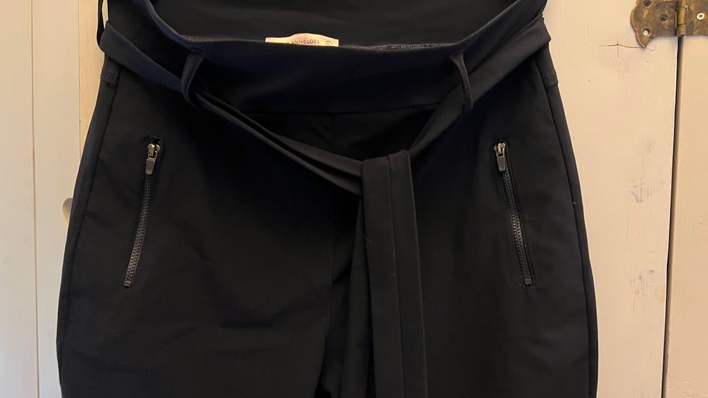 Broek Studio Anneloes mt.XL. Slechts 1x gedragen. D.blauw, Blauw, Maat 42/44 (L), Ophalen of Verzenden, Zo goed als nieuw