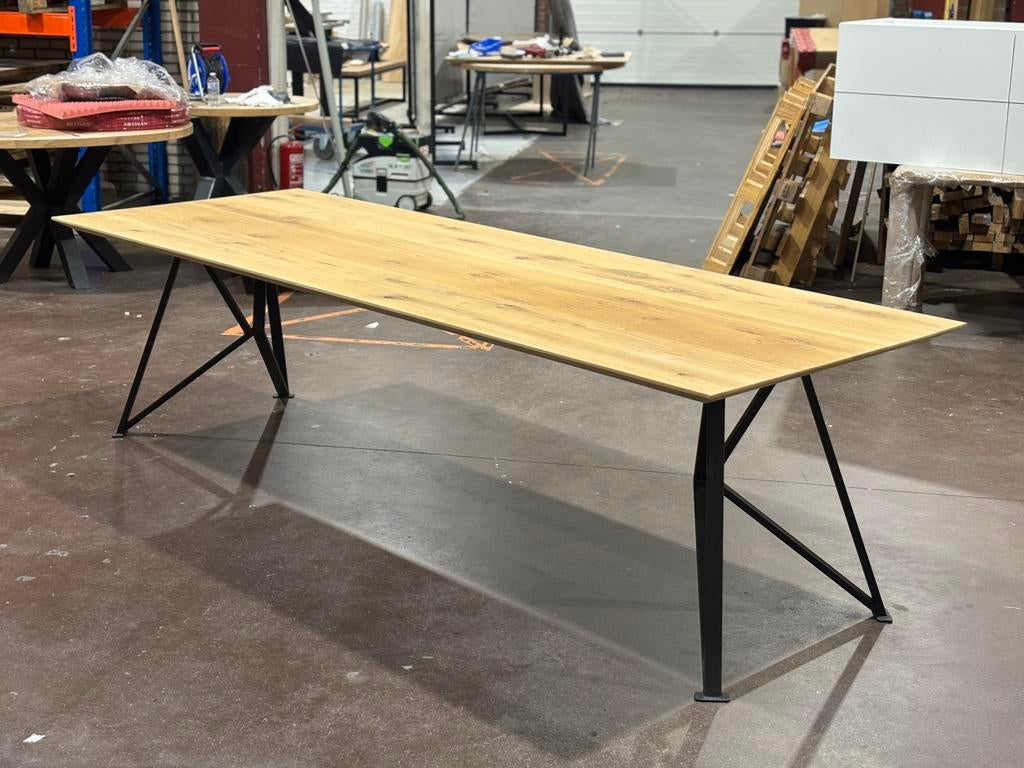 Eiken tafel recht-verjongd 300x100cm
