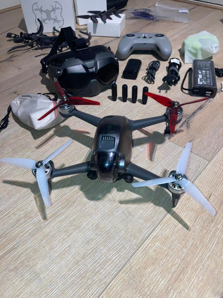 Dji drone met veel accessoires, Zo goed als nieuw, DJI, Professionele drone, 1 tot 5 kilometer