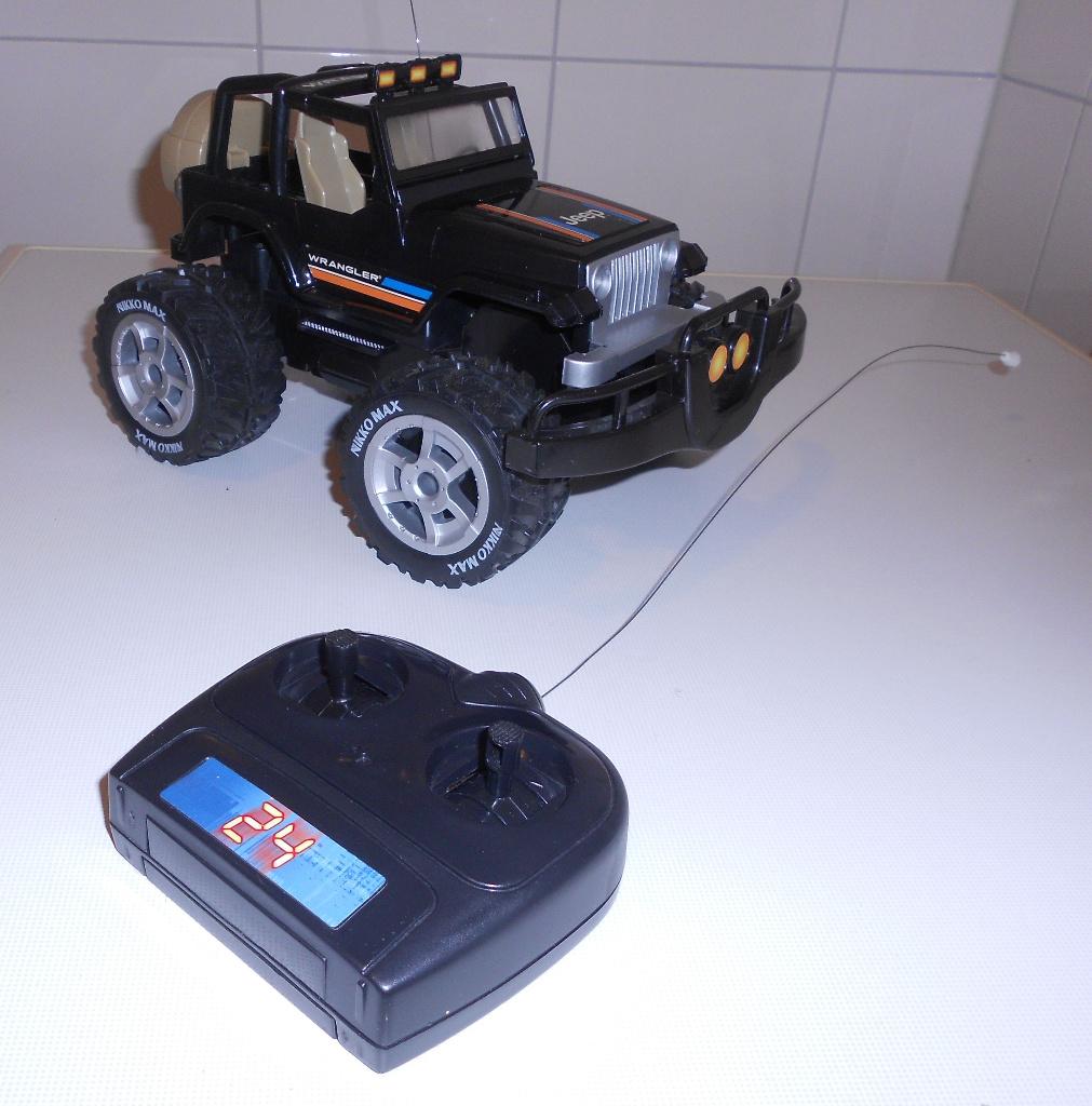 Nikko RC Jeep Wrangler / Monstertruck schaal 1:10  Vintage ., Elektro, Gebruikt, Auto offroad, Ophalen of Verzenden