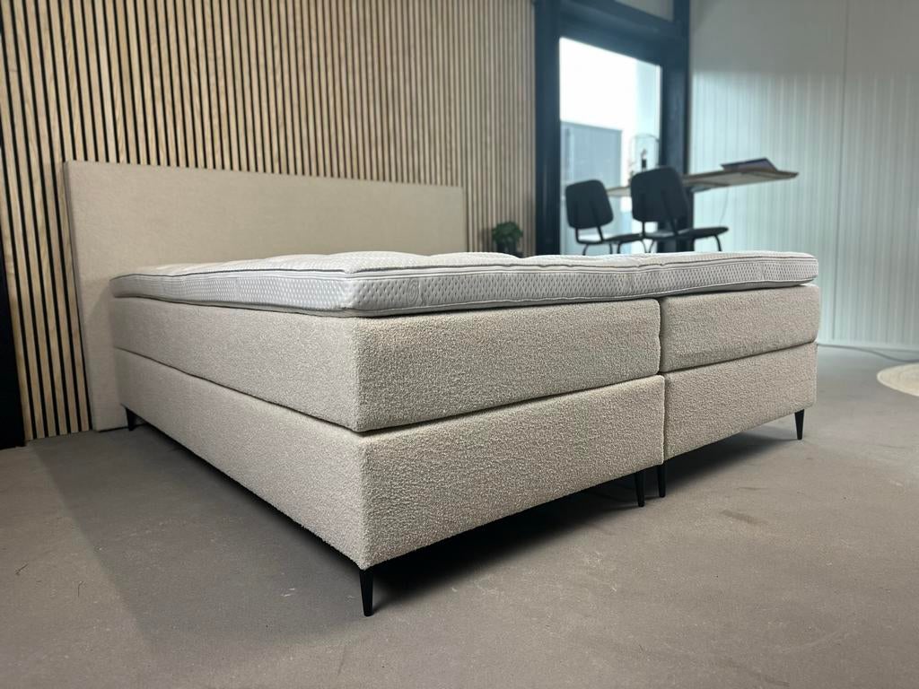 BOXSPRING TEDDY BEIGE 180 200 teddy stof, Beige, Ophalen of Verzenden, 180 cm, 200 cm