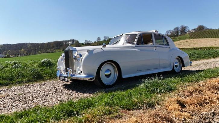 Rolls-Royce Silver Cloud Restomod chevy 383 (6.3) Stroker V8, Auto's, Automaat, Achterwielaandrijving, 390 pk, Wit