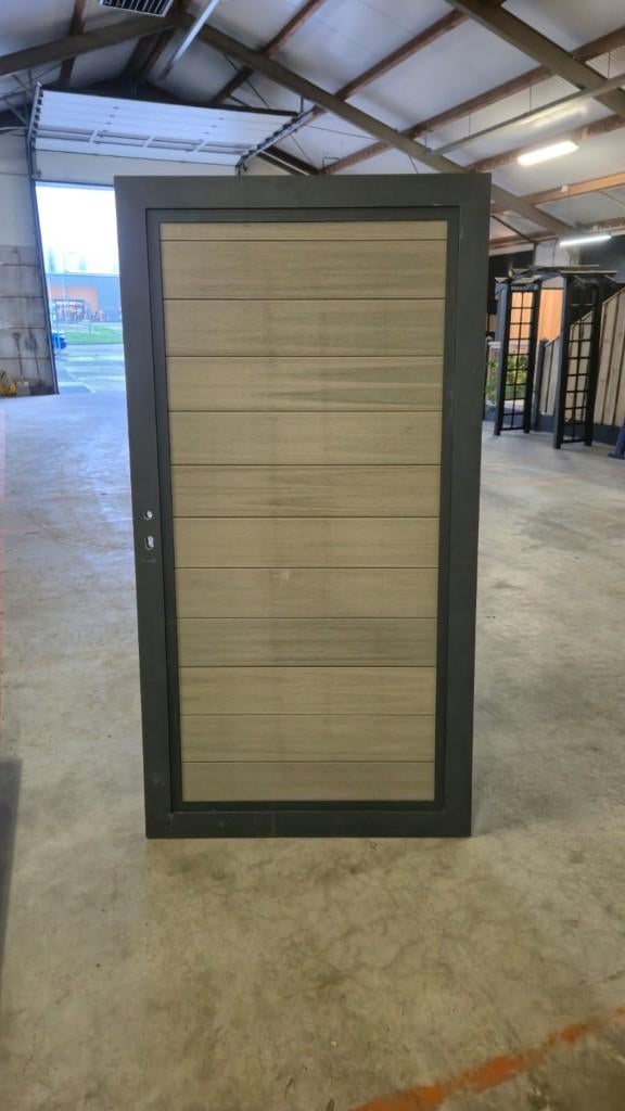 composieten deur, Ophalen, Kunststof, 80 tot 100 cm, Minder dan 200 cm