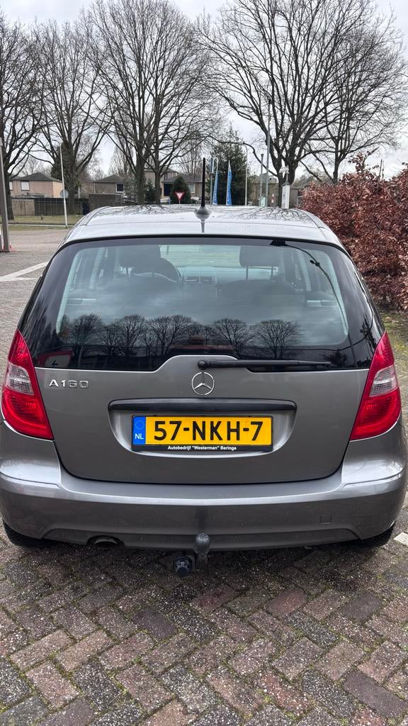 Mercedes-Benz A-Klasse 1.5 A160 5DRS 2010 Grijs, Auto's, Voorwielaandrijving, 49 €/maand, Origineel Nederlands, 595 kg