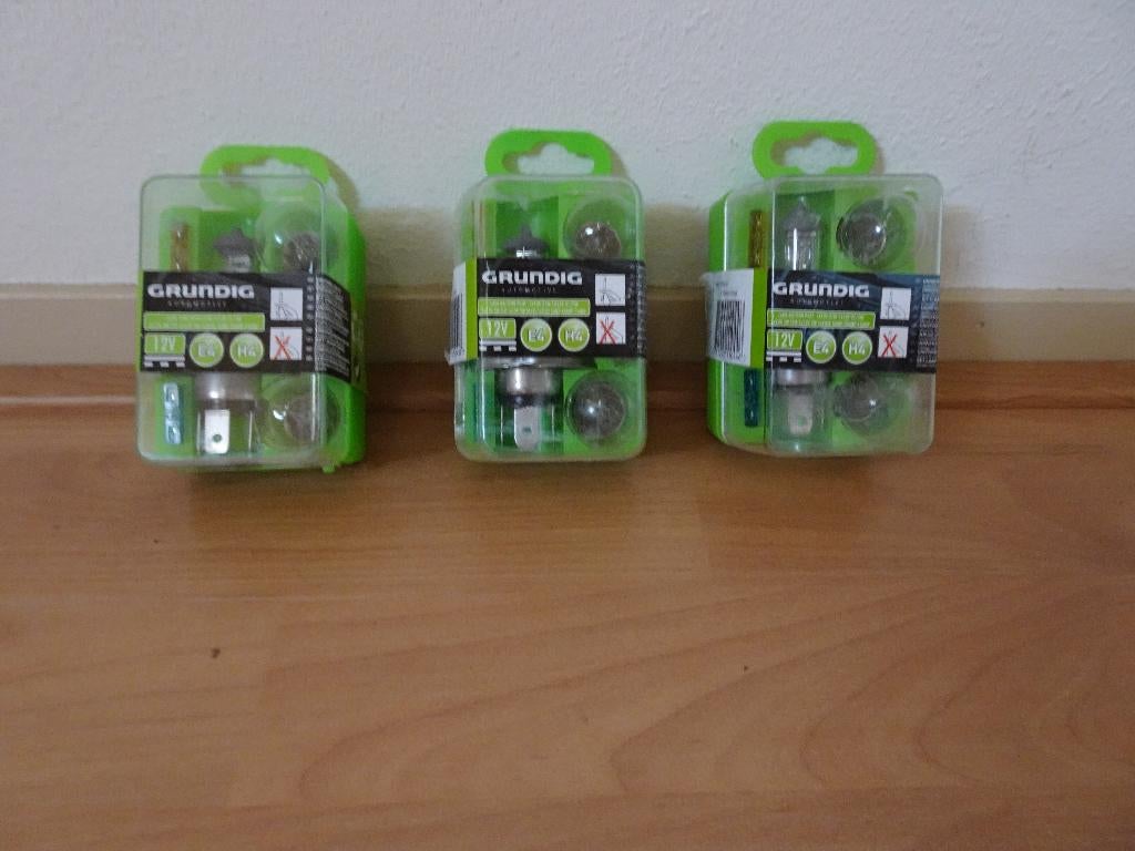3 sets autolampen merk Grundig, Ophalen of Verzenden, Nieuw