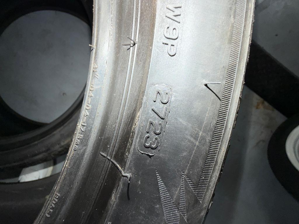 2 Bridgestone Blizzak winterbanden 315-35-21 met 6mm profiel, Gebruikt, Band(en), 315 mm, 21 inch