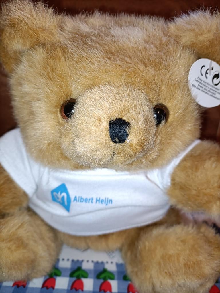 Bruine beer knuffel met t-shirt Albert Heijn 23 cm groot, Ophalen of Verzenden, Zo goed als nieuw, Beer