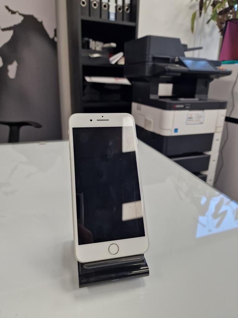 Iphone 7+, wit, 32GB.