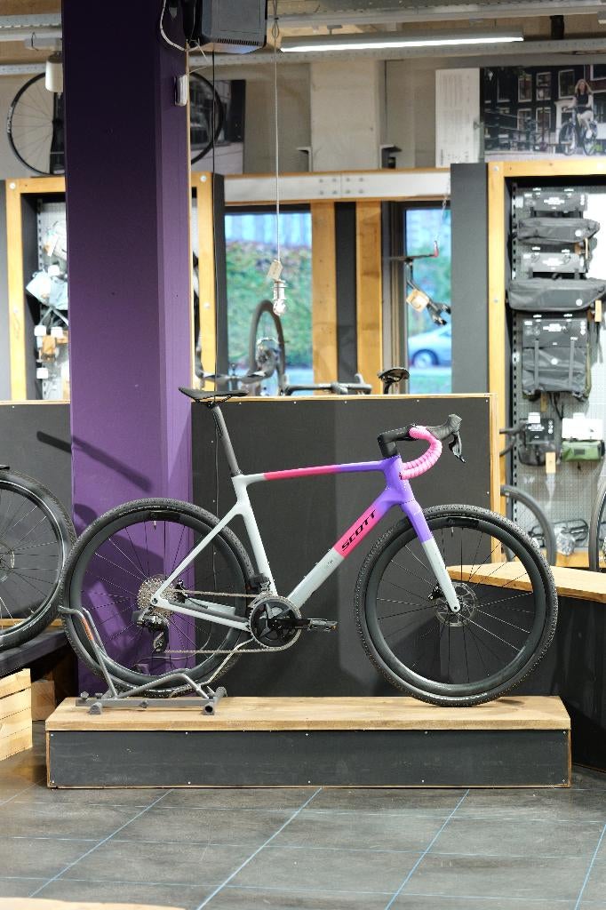 Scott Addict Gravel 10,20,30 | L & XL | v.a. €2899,-, 28 inch, Carbon, Nieuw, Meer dan 20 versnellingen