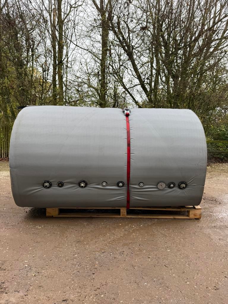 Cv Sunsystem P2000 – 2000 Liter Buffervat, Gebruikt, Buffervat P 2000 sunsystem, Www.cvheat.com, 100 liter of meer