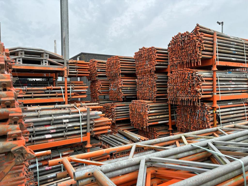 Layher allround , grote partij Layher materiaal . Layher, Doe-het-zelf en Verbouw, Steigers, Ophalen of Verzenden, Overige typen
