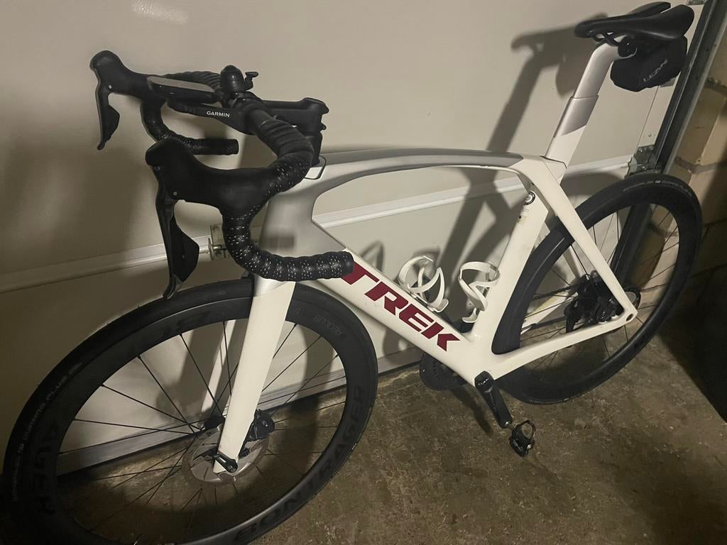 Trek Madone SL7, 28 inch, Gebruikt, Carbon, Heren