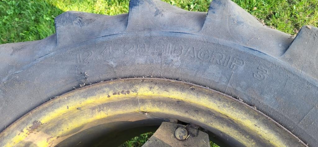 John Deere banden, Ophalen