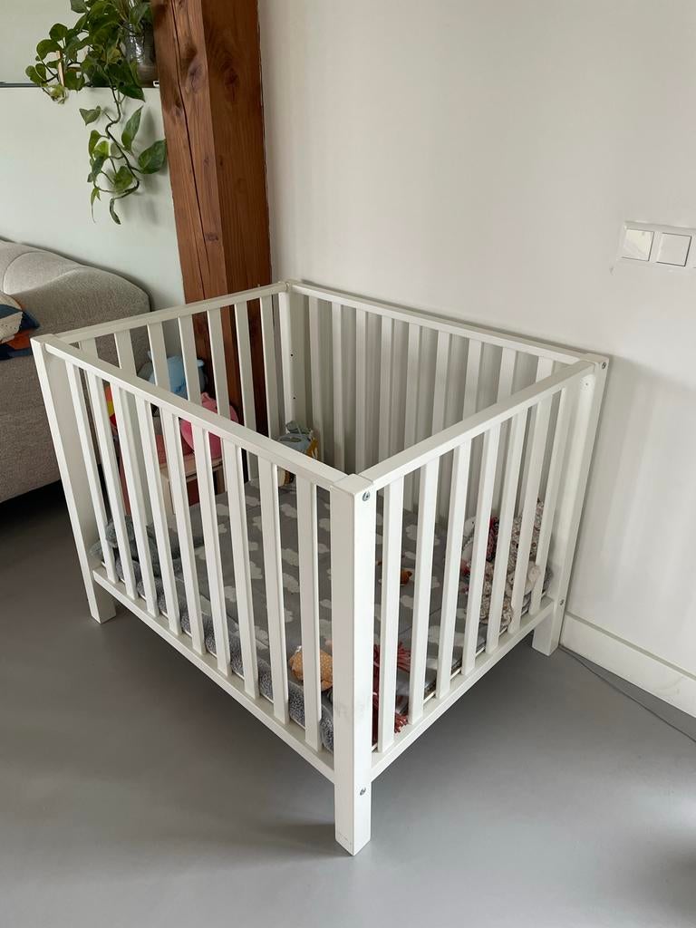 Box met speelkleed - Goede staat!, Kinderen en Baby's, Boxen, Ophalen, Gebruikt, Rechthoekig, Boxkleed