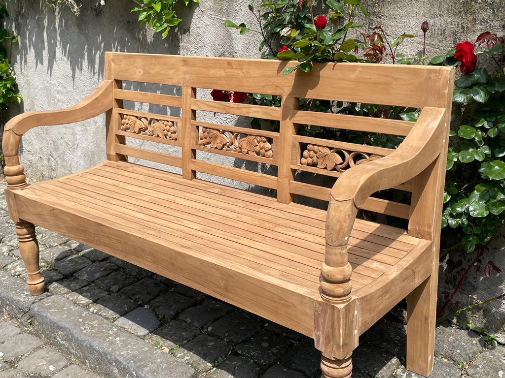Foto 8 van Groot Assortiment Teak Tuinstoelen / Nieuw & Gebruikt