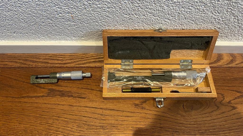 Mitutoyo micrometer schroefmaat platte beugel 0-25, 75-100mm, Doe-het-zelf en Verbouw, Meetapparatuur, -, Nieuw, Ophalen of Verzenden