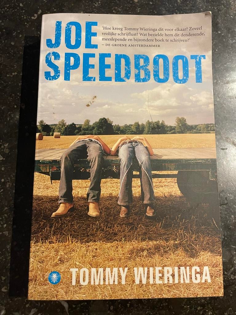 Joe Speedboot - Tommy Wieringa, Ophalen of Verzenden, Gelezen, Nederland