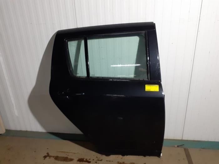 Portier 4Deurs rechts-achter van een Suzuki Swift (ZCE), Gebruikt, -, Deur, -