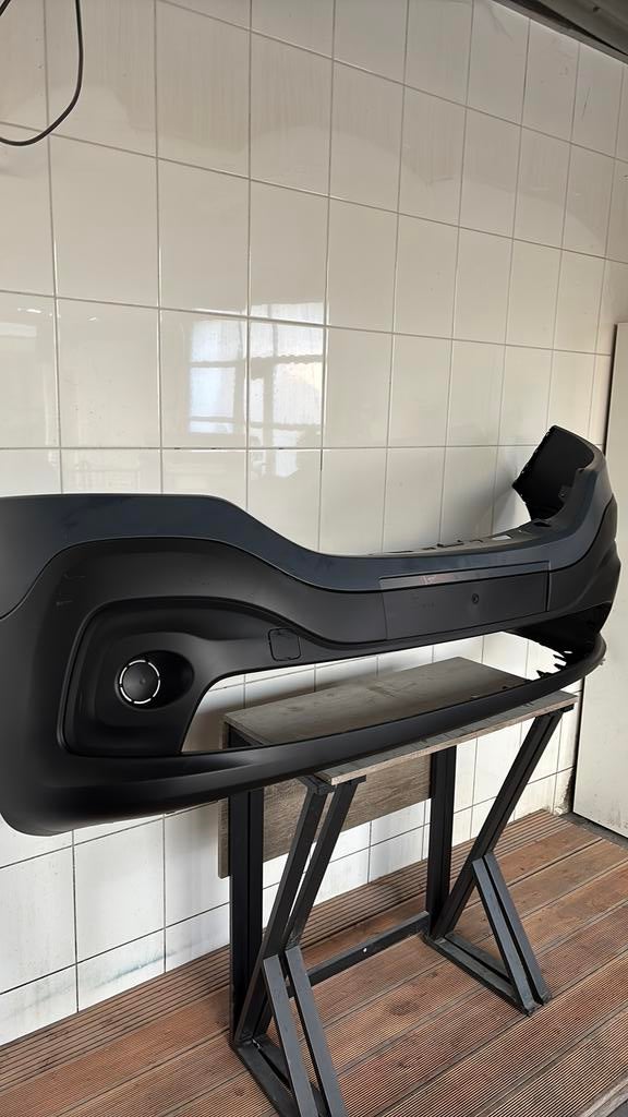 ⸻  Renault Trafic III Voorbumper – 620223380R, Nieuw, Ophalen of Verzenden, Bumper, Renault