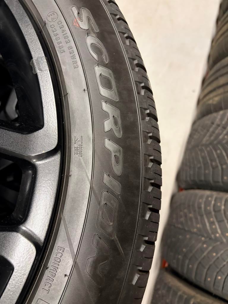 Foto 4 van Nieuwe 22 inch Dodge Ram 2025 Wielen met Pirelli All Season