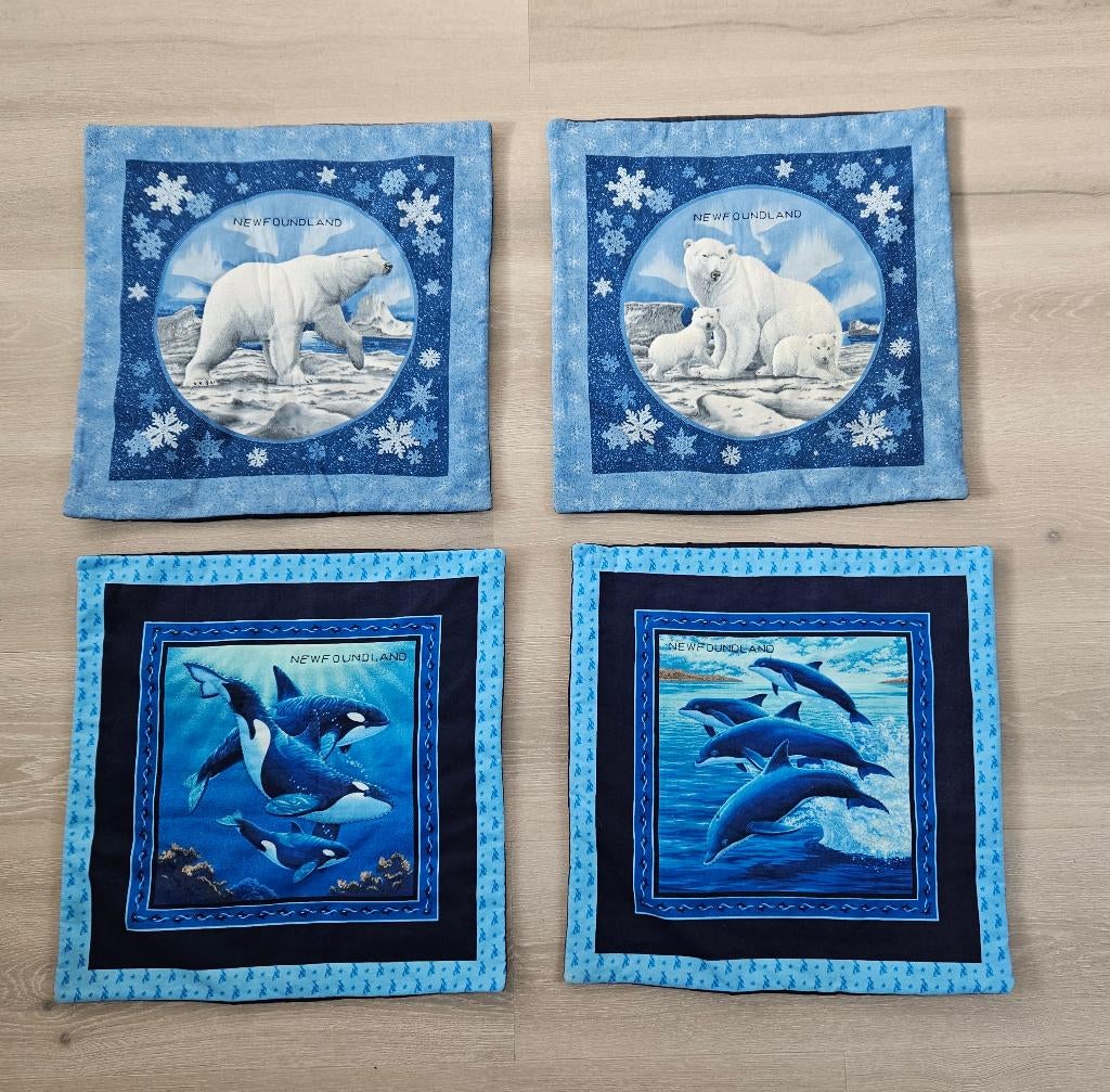 KUSSENHOEZEN  van 42x42 cm te koop, Huis en Inrichting, Ophalen of Verzenden, Zo goed als nieuw, Blauw, Vierkant