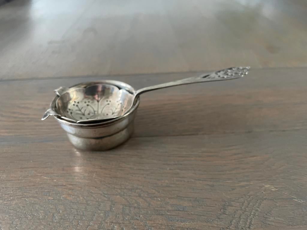 STERLING ZILVEREN THEEZEEFJE + LEKBAKJE - WD014, Antiek en Kunst, Ophalen of Verzenden, Zilver