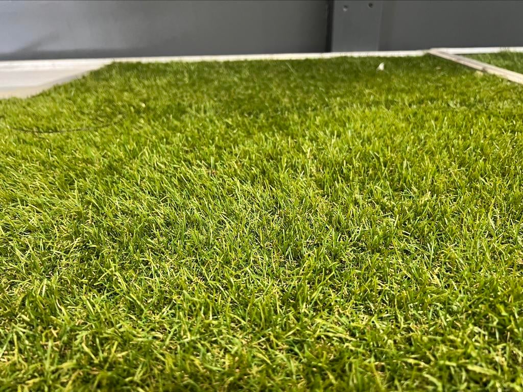 Actie! 30mm Nieuw Kunstgras met Mosdraad! €9.95,- per m2!, Kunstgras, Nieuw, Ophalen of Verzenden, Magazijnweg 14