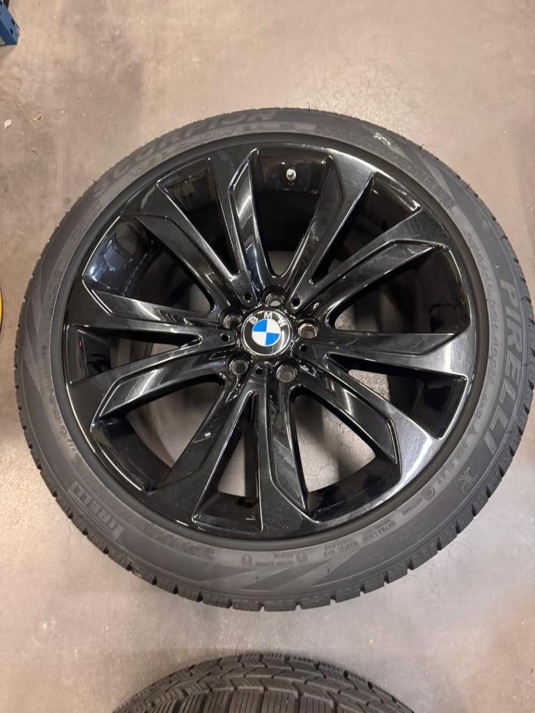 Set velgen + banden voor BMW X5 en X6, Auto-onderdelen, Banden en Velgen, Ophalen, Gebruikt, 275 mm, Banden en Velgen