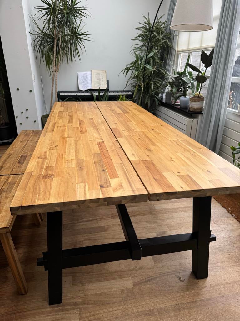 IKEA SKOGSTA tafel + 2 acacia banken, Ophalen, Gebruikt, 200 cm of meer, 50 tot 100 cm