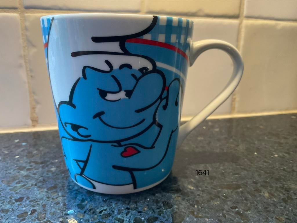 Smurfen Mok - Vintage Verzamelobject, Gebruikt, Keramiek, Ophalen of Verzenden, Overige stijlen