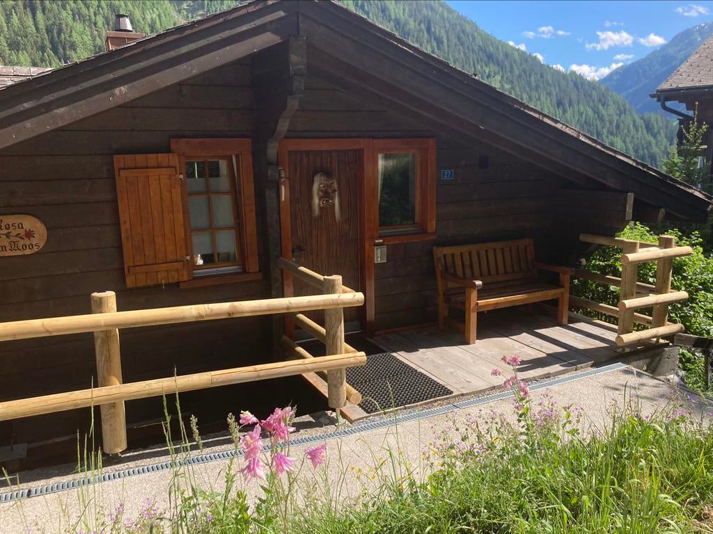 Luxe chalet met uitzicht in het Lötschental 🇨🇭, 6 pers., Wasmachine, Dorp, 2 slaapkamers, Chalet, Bungalow of Caravan