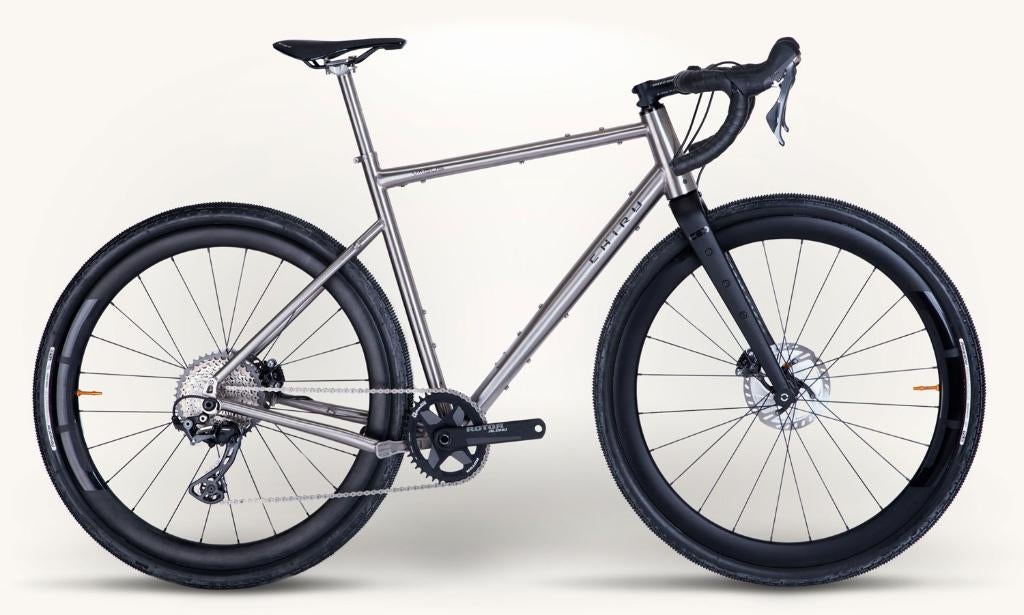 Chiru titanium gravelbike-beachracer - build by NH Cycling, Fietsen en Brommers, Fietsen | Racefietsen, 10 tot 15 versnellingen