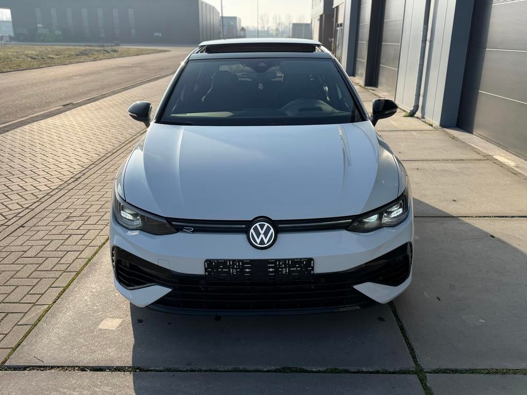 Golf 8 R 2.0 TSI Performance - Akrapovic - Pano NL PLAAT, Automaat, 4 cilinders, 320 pk, Wit