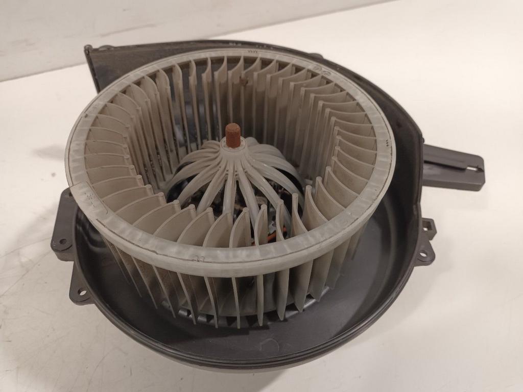 Kachel ventilator motor Seat Ibiza, Onderdelen@venauto.nl, Van der Ven Autorecycling B.V., Gebruikt, Ettenseweg 76, 4706 PB Roosendaal, The Netherlands