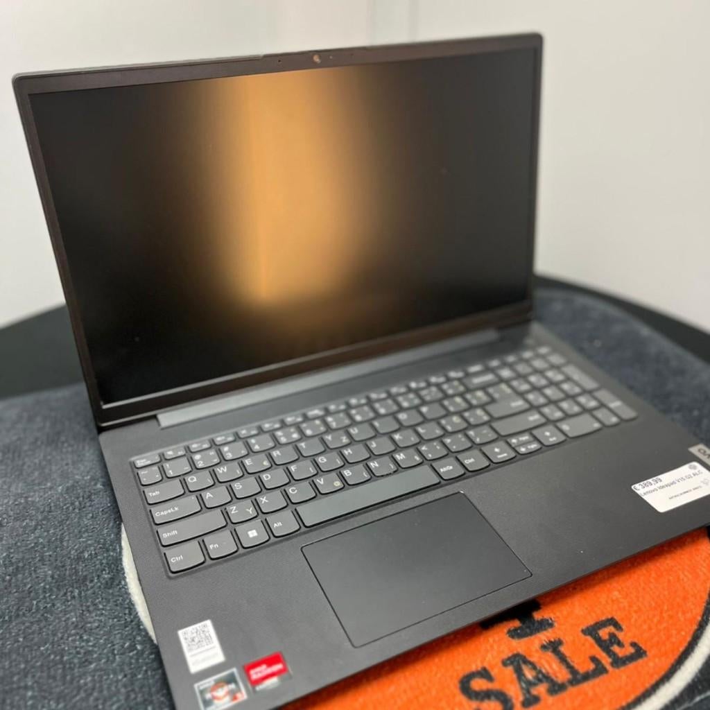 Lenovo Ideapad V15 G2 ALC, Ophalen of Verzenden, Zo goed als nieuw